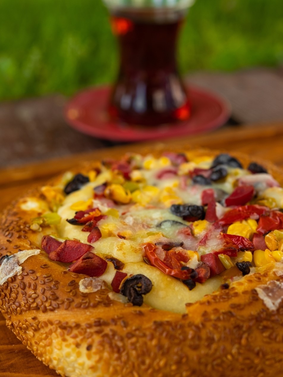 Simit Pizza