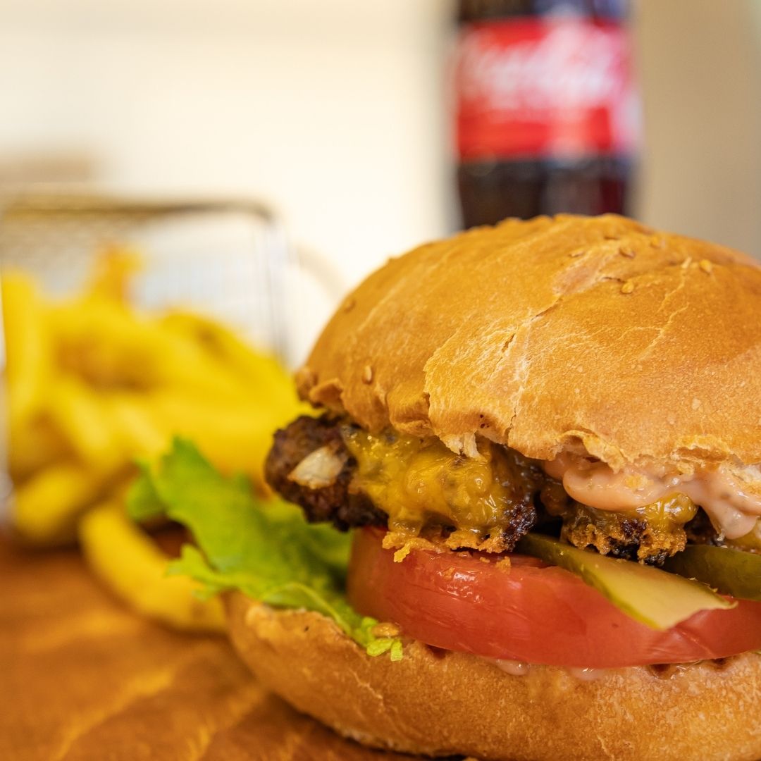 Cheeseburger Menü